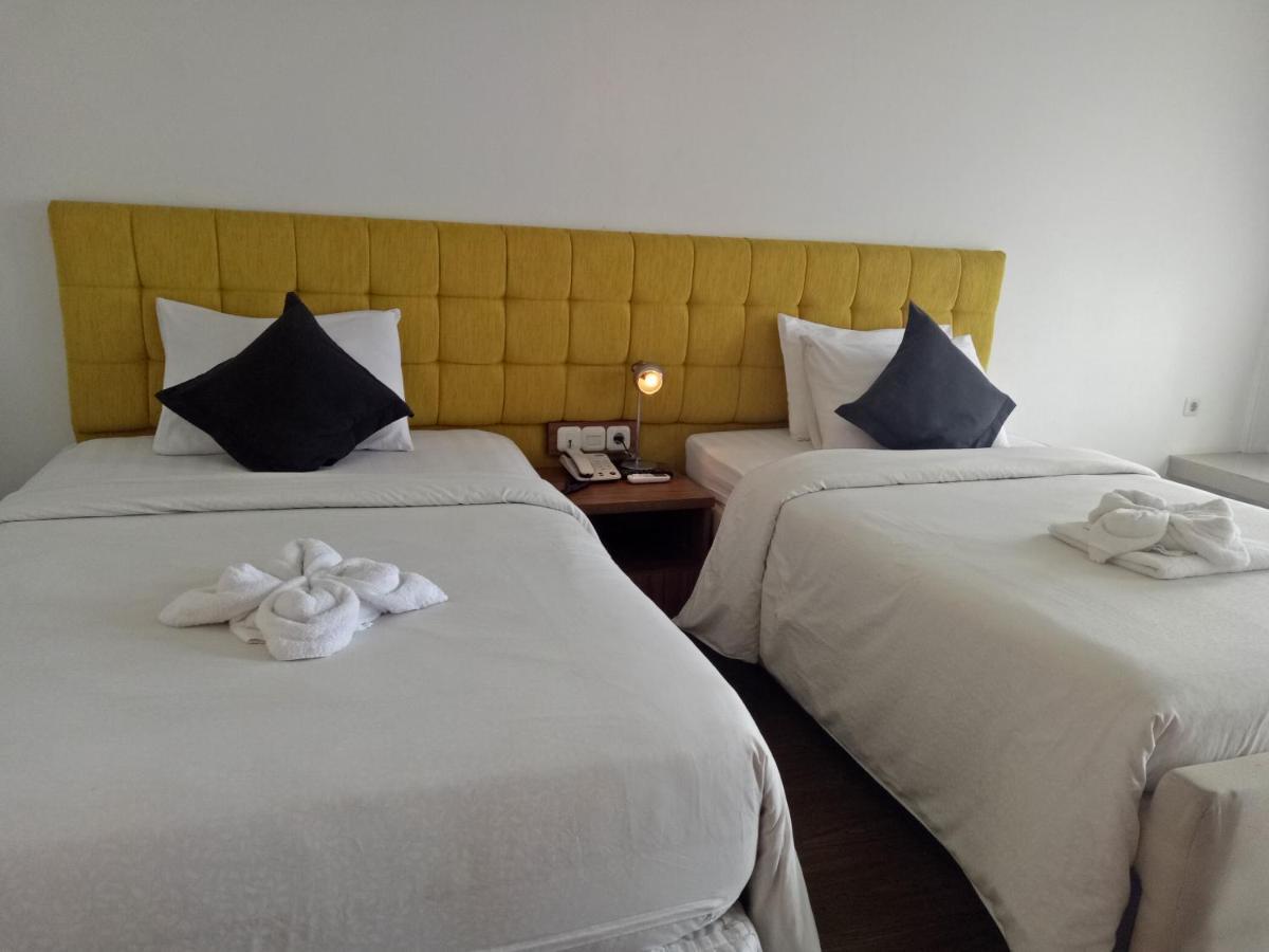 Graha Widjaja Hotel Пунсак Екстериор снимка